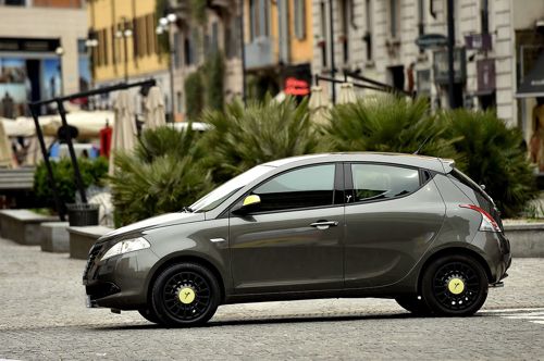 lancia ypsilon