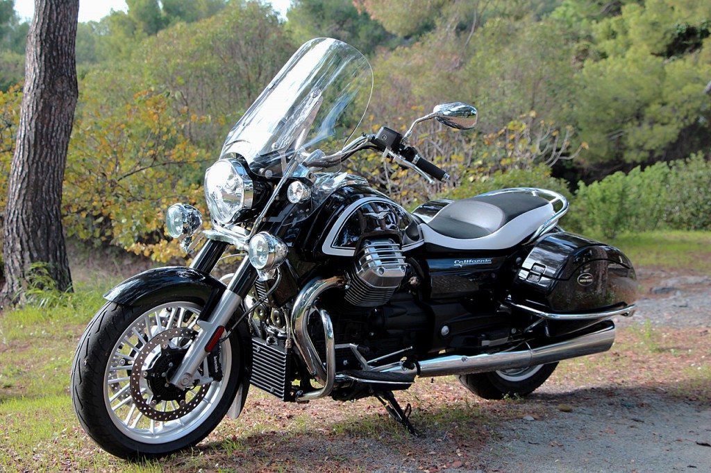 moto-guzzi-california-touring-08