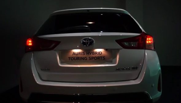 toyota-hibrid-auris