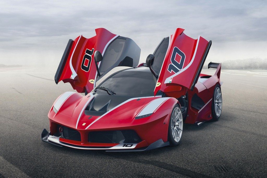 world-premiere-della-fxx-k-alle-finali-mondiali-ferrari-di-abu-dhabi-141202_ferrari-fxxk33108